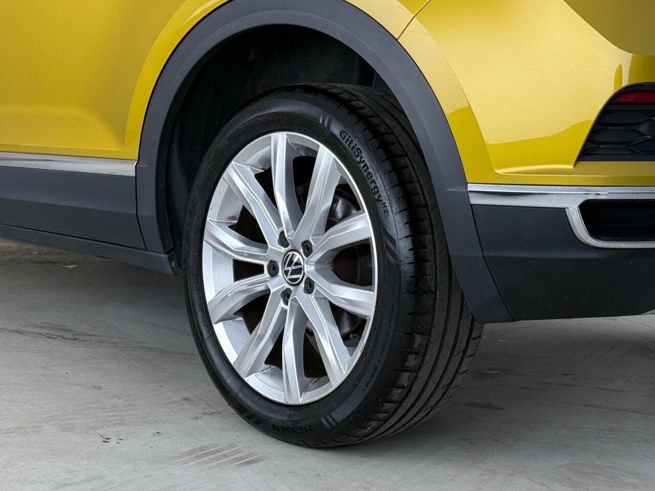Volkswagen T-Roc thumbnail Wheel