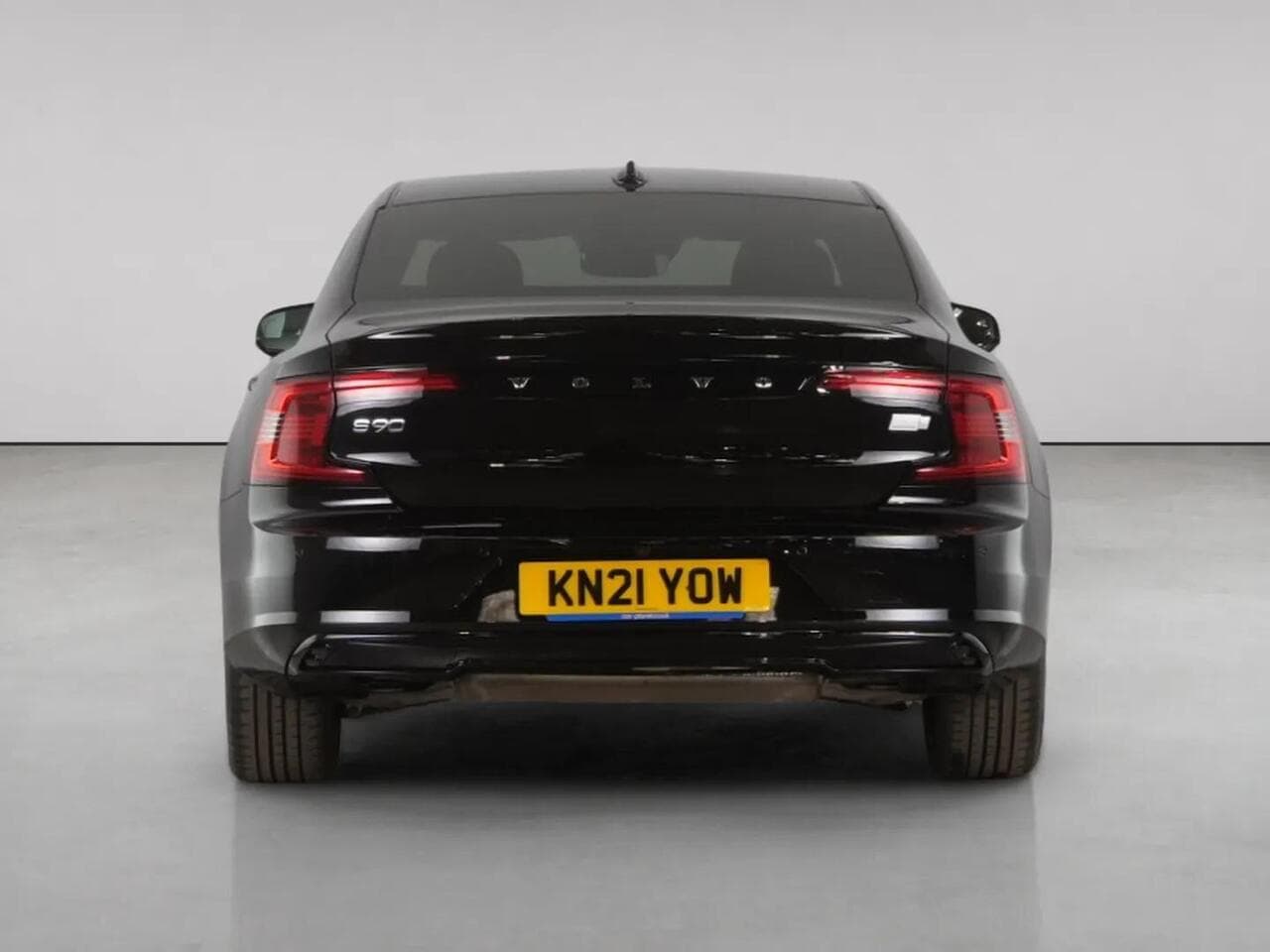 Volvo S90 thumbnail Rear