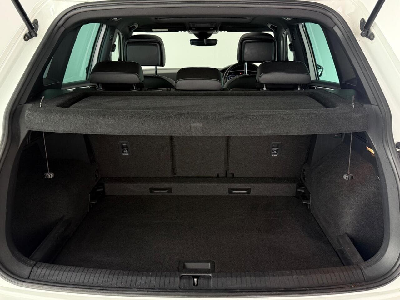 Volkswagen Tiguan thumbnail Boot