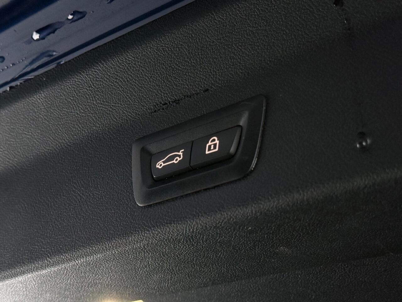 BMW X3 thumbnail Misc Controls