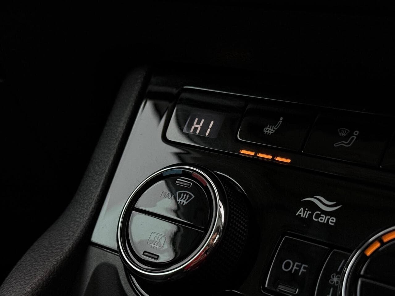 Skoda Karoq thumbnail Misc Controls