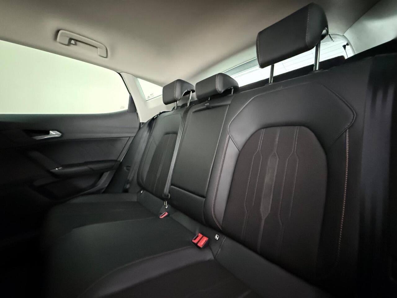 CUPRA Formentor thumbnail Seats Rear