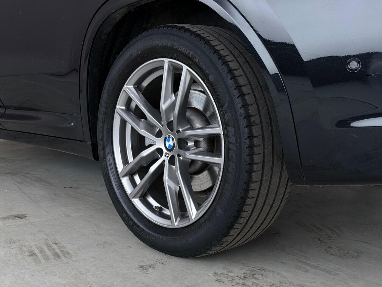BMW X3 thumbnail Wheel