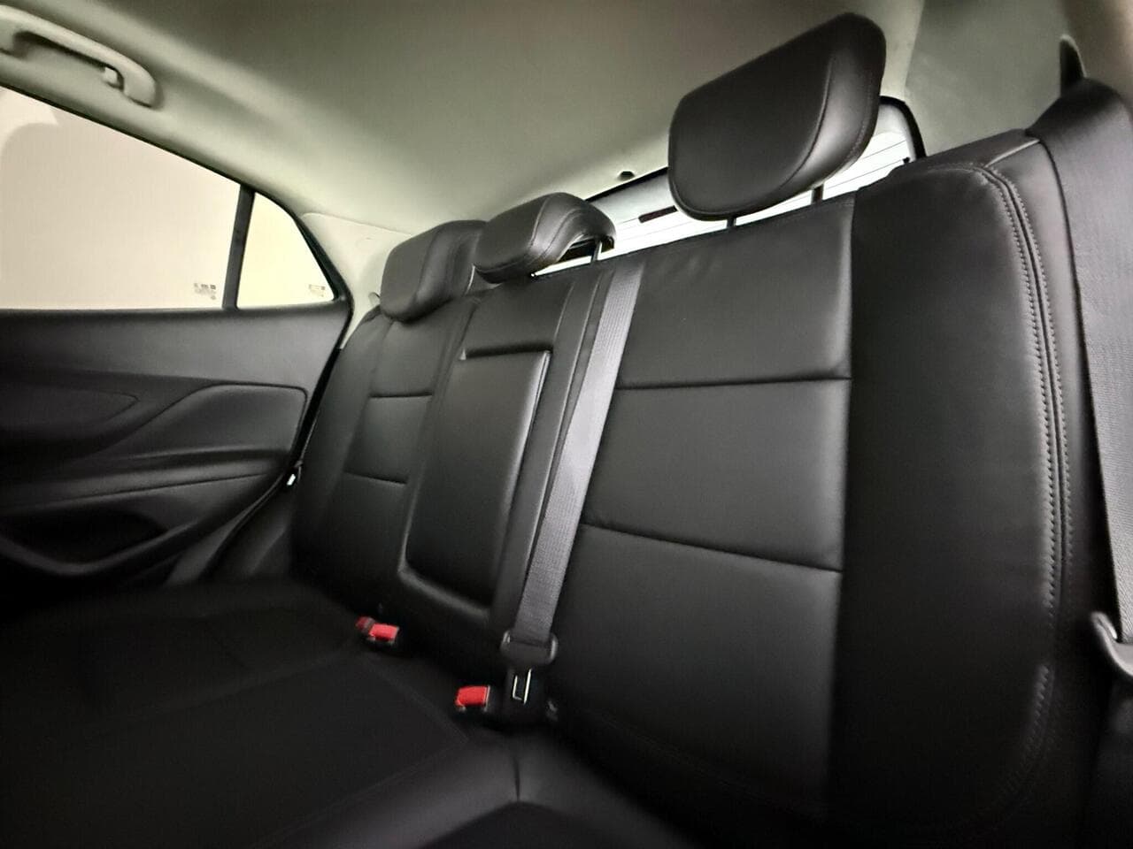 Vauxhall Mokka X thumbnail Seats Rear