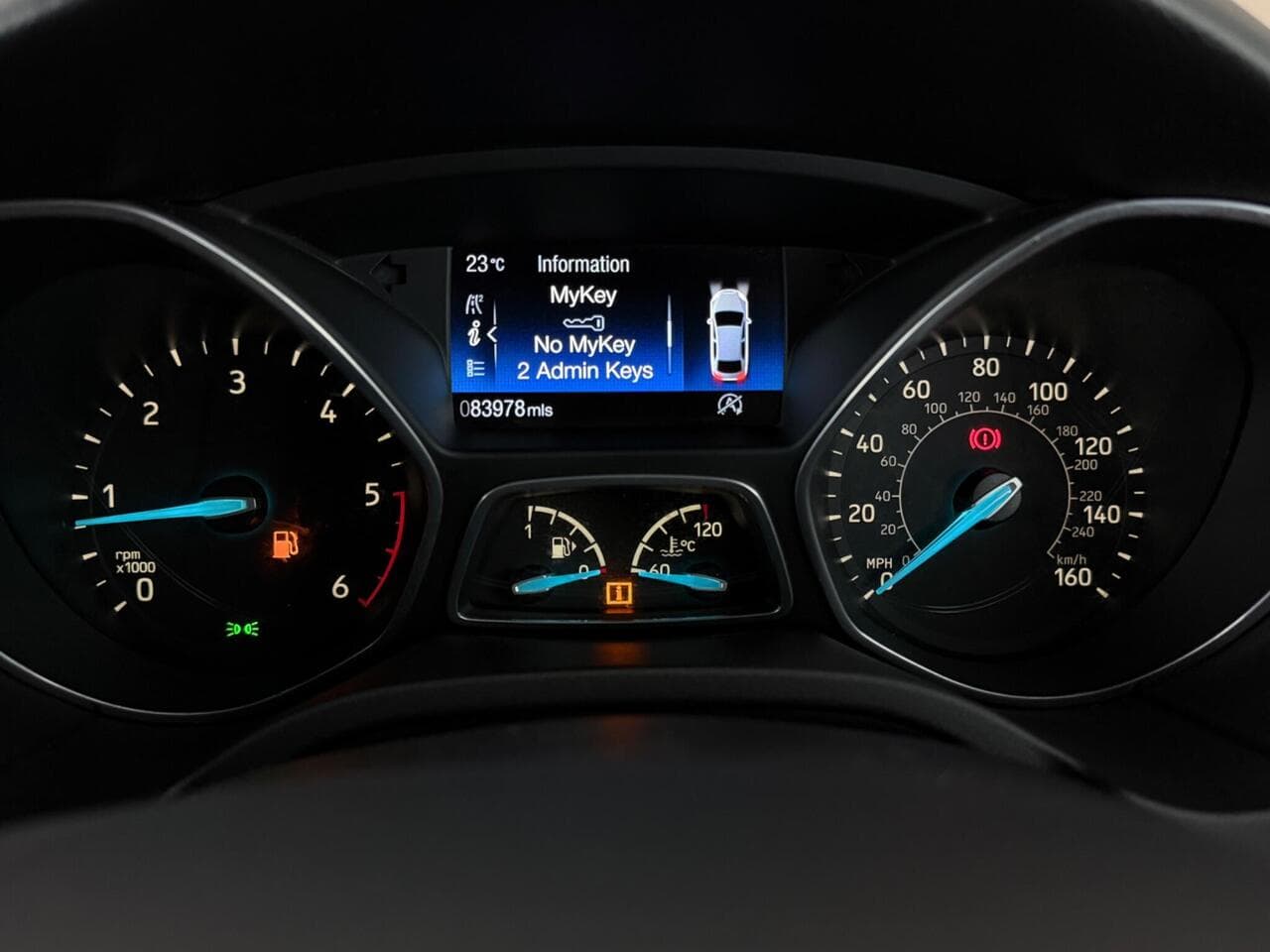 Ford Focus thumbnail Driver Instruments