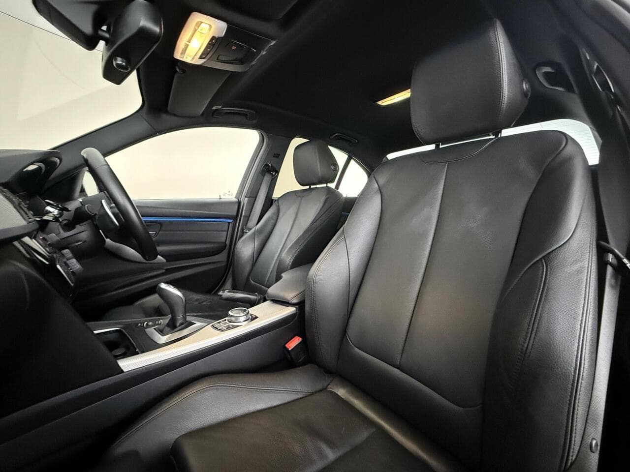 BMW 3 Series thumbnail Seat Front Passenger