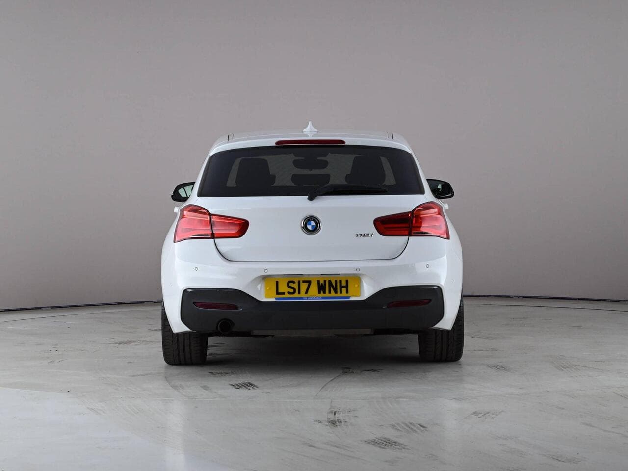 BMW 1 Series thumbnail Rear