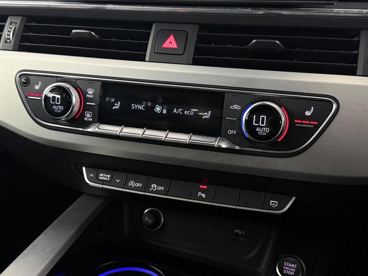 Audi A5 Cabriolet thumbnail Misc Controls