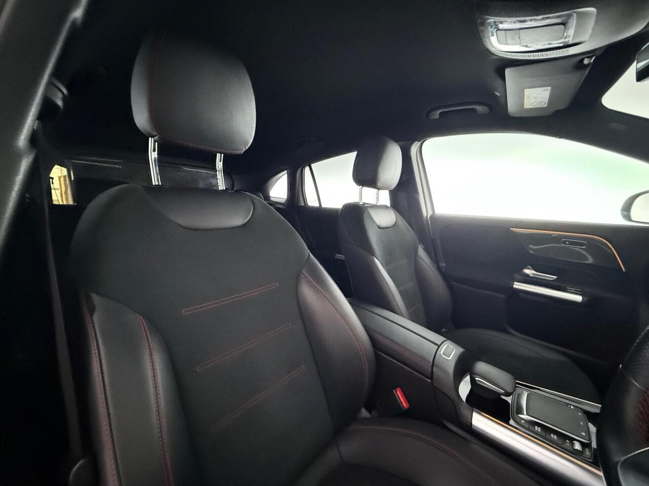 Mercedes-Benz GLA thumbnail Seat Driver