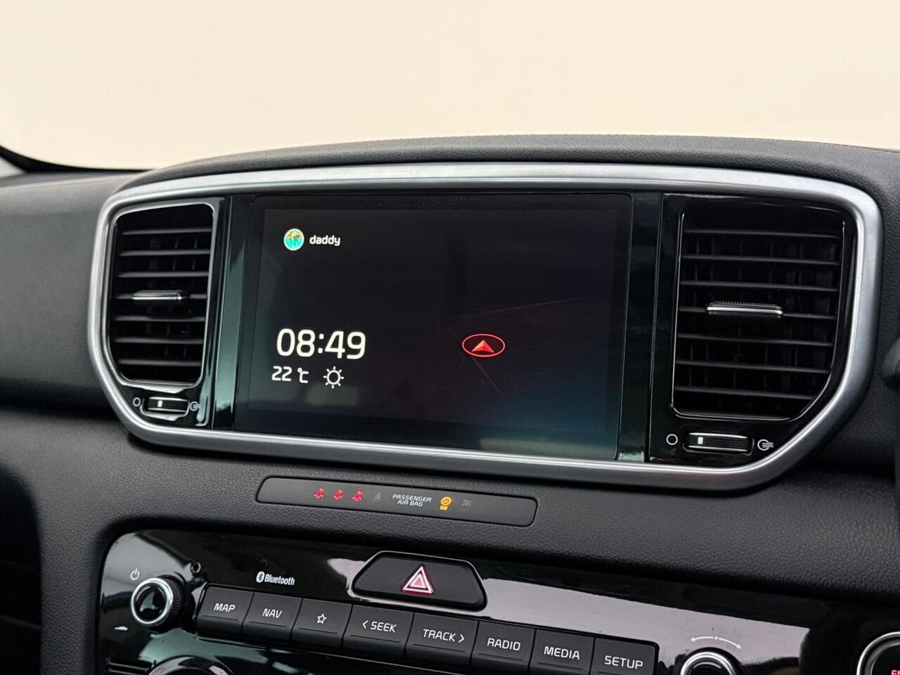 Kia Sportage thumbnail Infotainment System