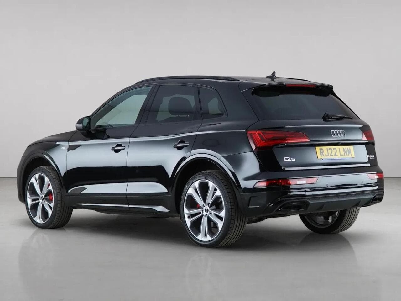 Audi Q5 thumbnail Rear Left