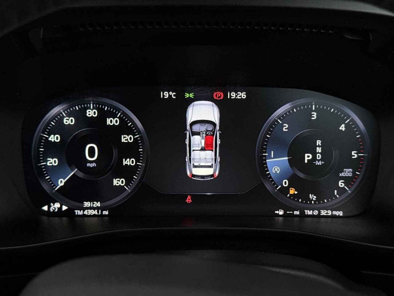Volvo XC40 thumbnail Driver Instruments
