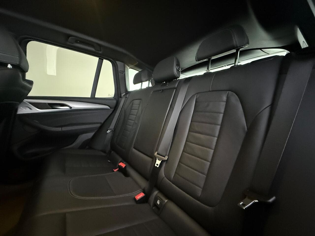 BMW X3 thumbnail Seats Rear