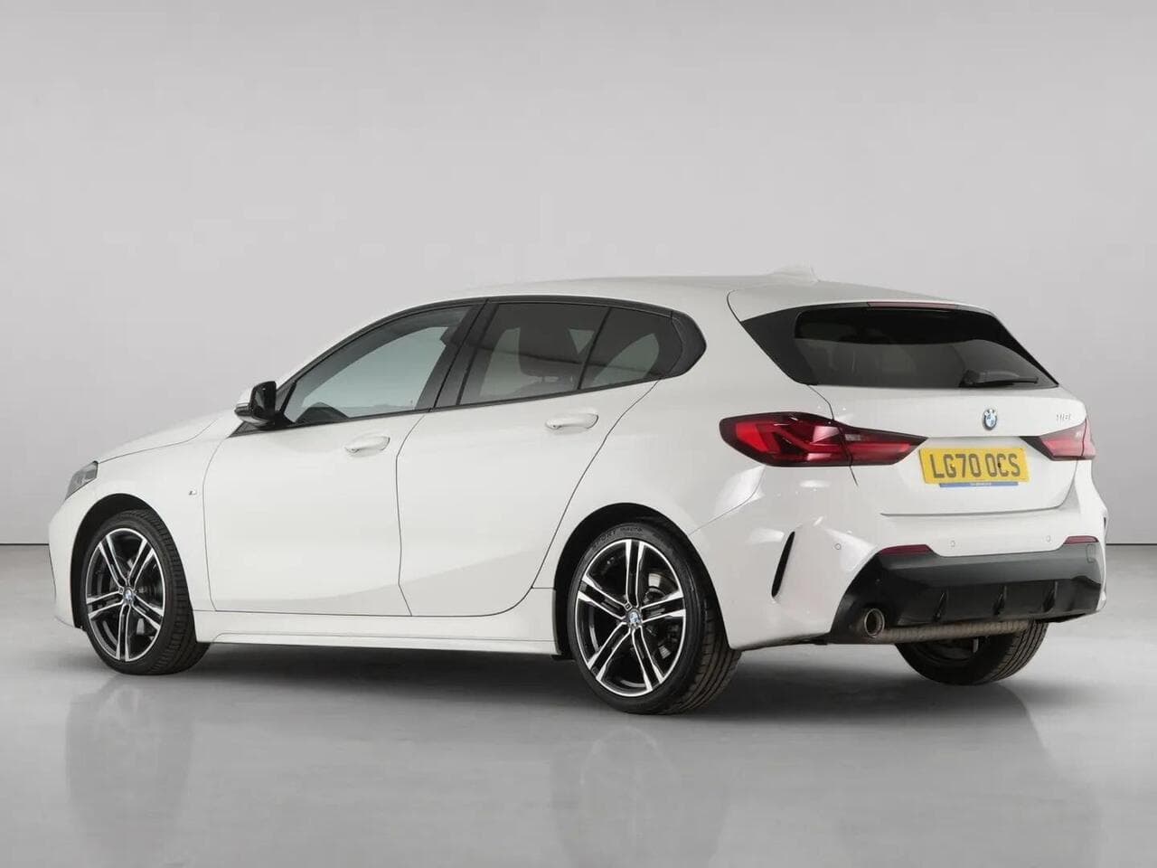 BMW 1 Series thumbnail Rear Left
