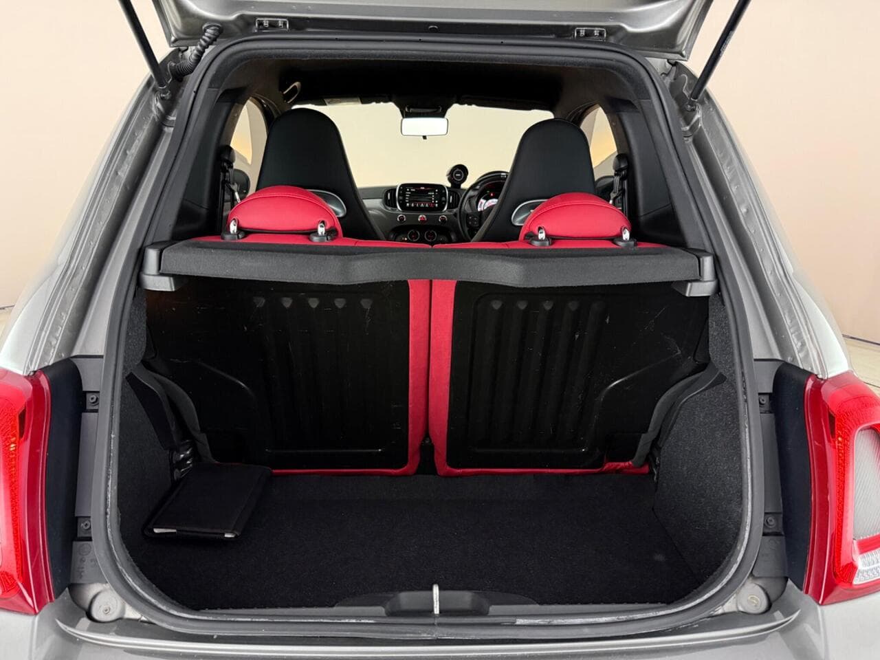 Abarth 595 thumbnail Boot