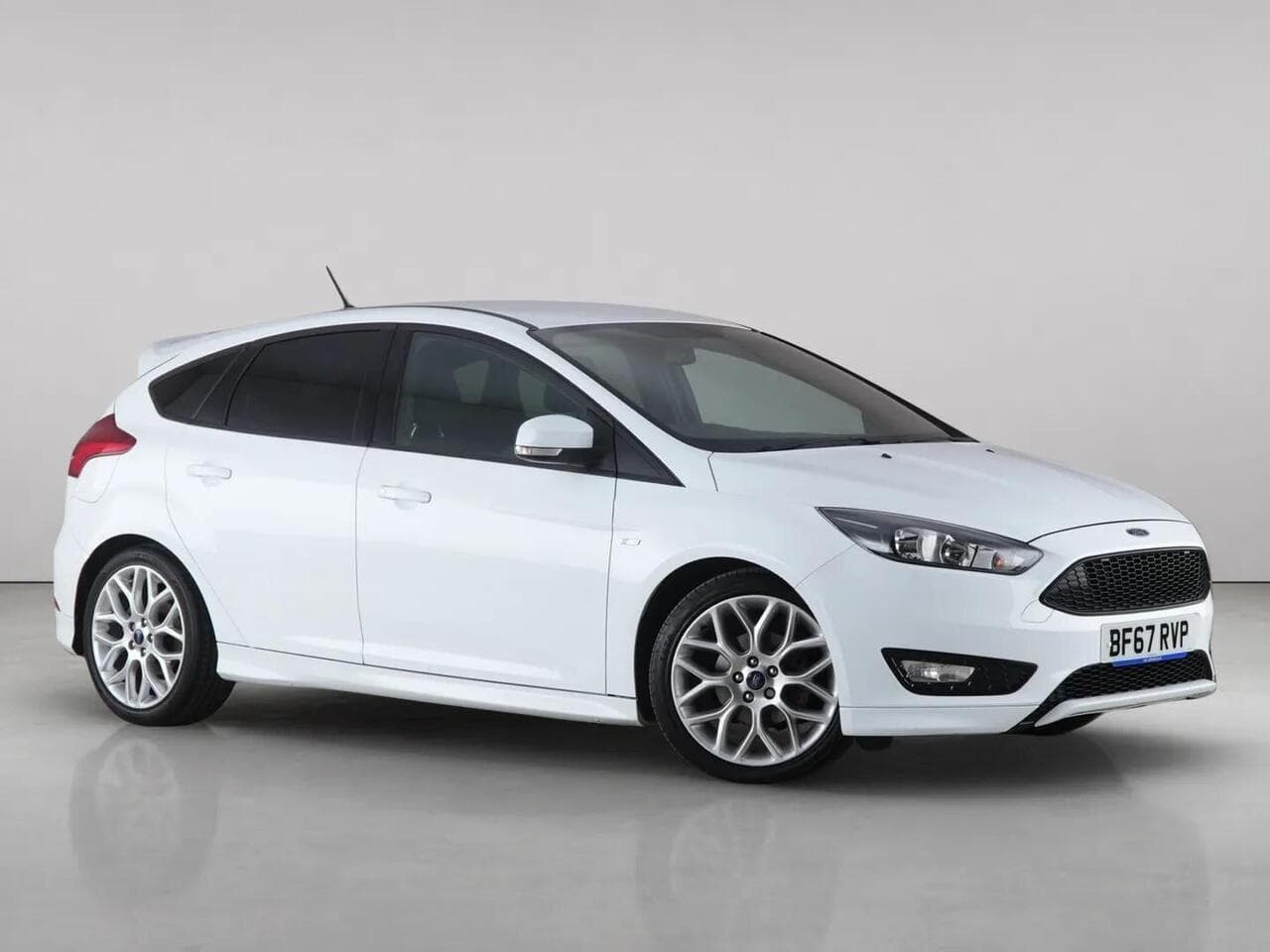 Ford Focus - Ford Focus 1.0T EcoBoost ST-Line Euro 6 (s/s) 5dr