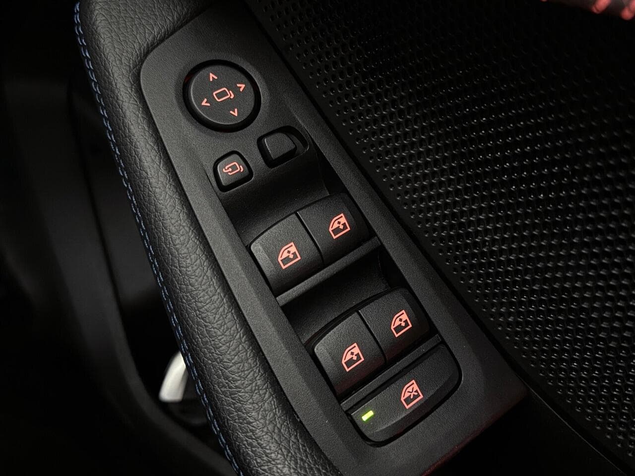 BMW 1 Series thumbnail Misc Controls