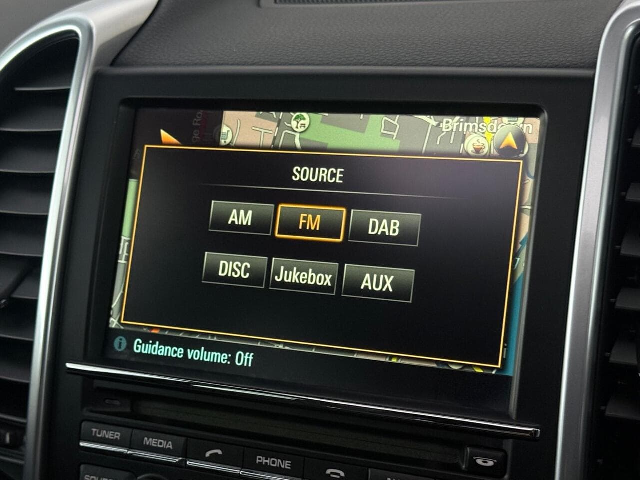 Porsche Cayenne thumbnail Infotainment System