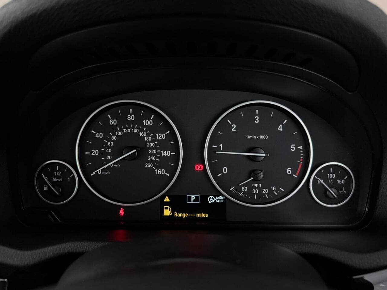 BMW X3 thumbnail Driver Instruments