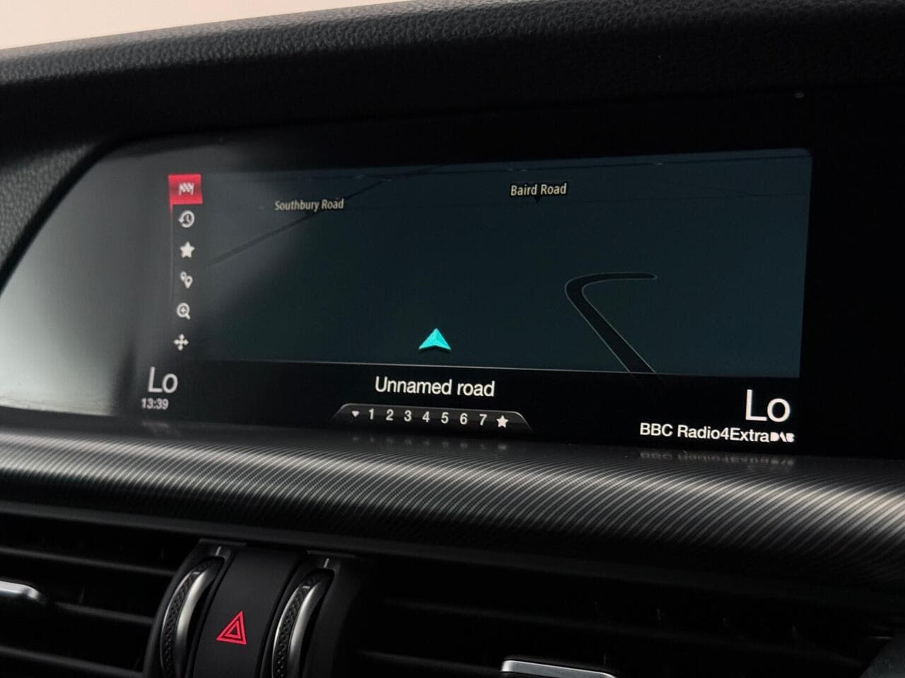 Alfa Romeo Stelvio thumbnail Infotainment System