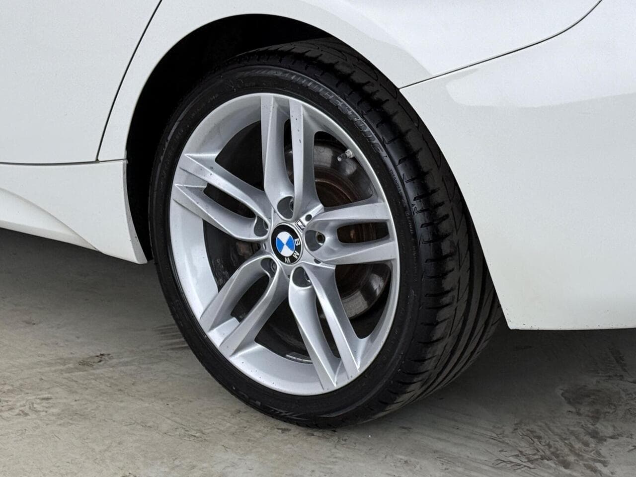 BMW 1 Series thumbnail Wheel