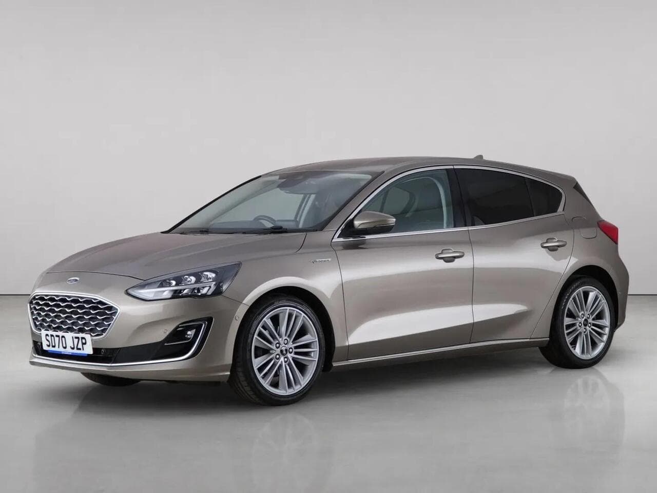Ford Focus thumbnail Front Left