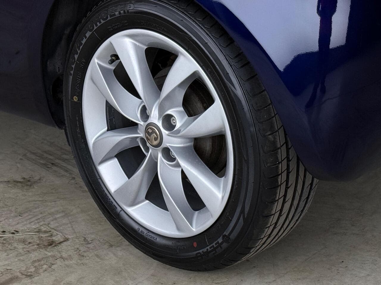 Vauxhall ADAM thumbnail Wheel