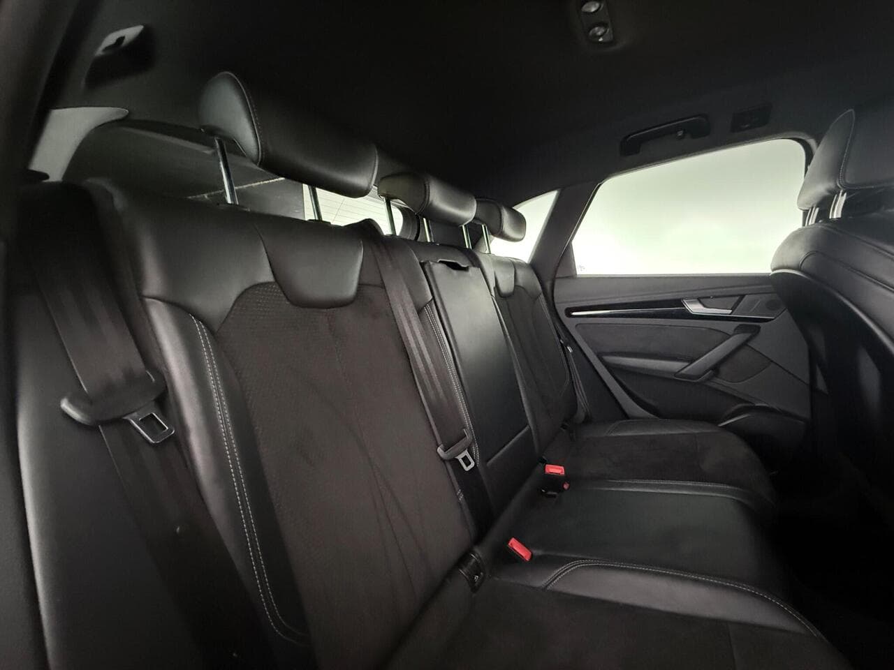 Audi Q5 thumbnail Seats Rear