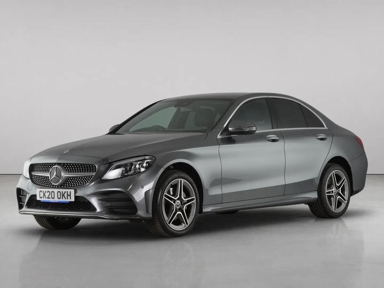 Mercedes-Benz C Class thumbnail Front Left