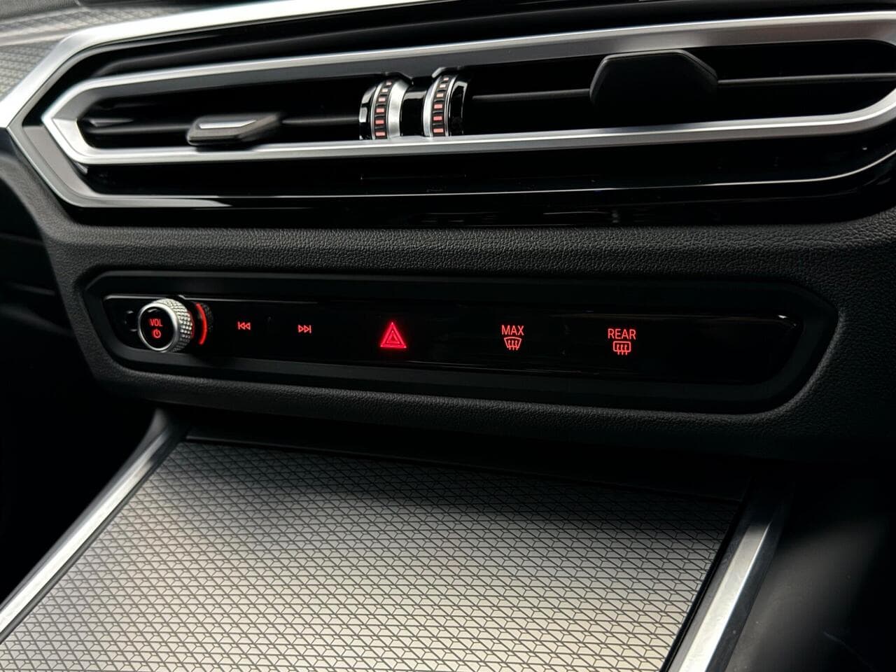 BMW 3 Series thumbnail Inconclusive