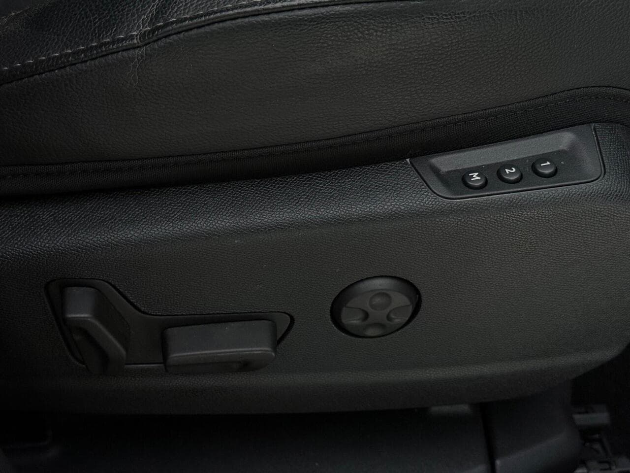DS AUTOMOBILES DS 7 thumbnail Misc Controls