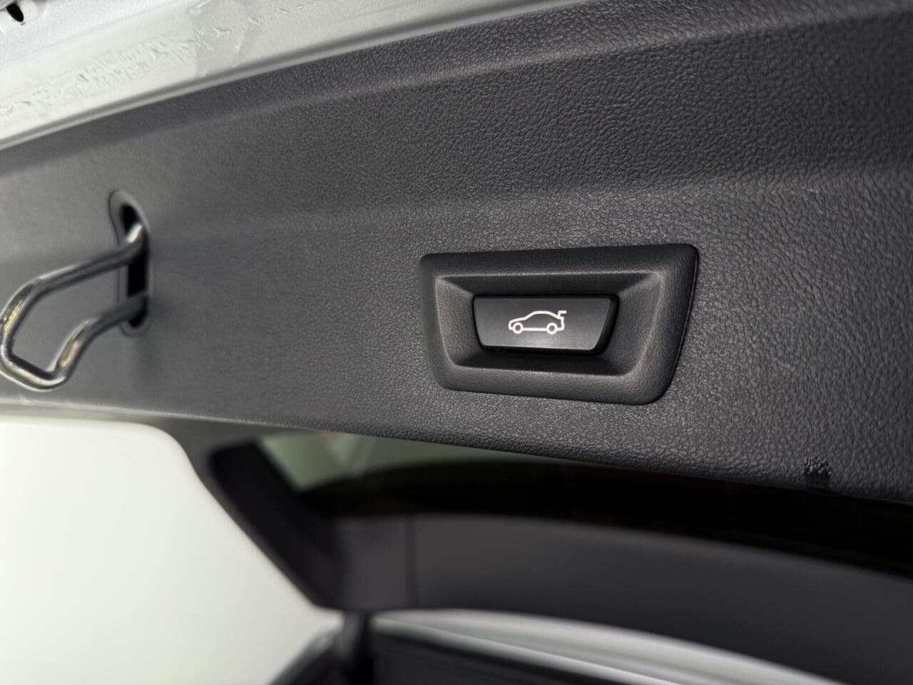 BMW X3 thumbnail Misc Controls