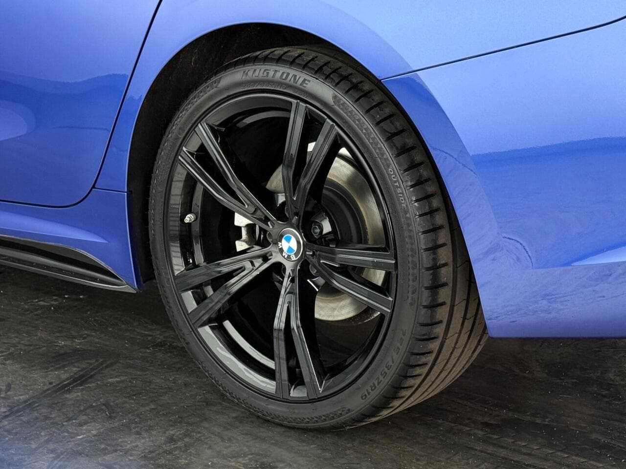 BMW 3 Series thumbnail Wheel