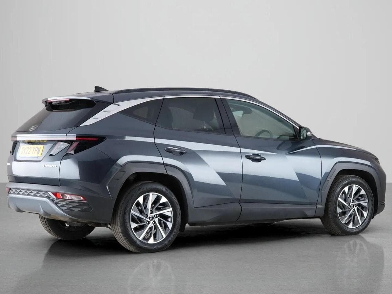 Hyundai TUCSON thumbnail Side Right