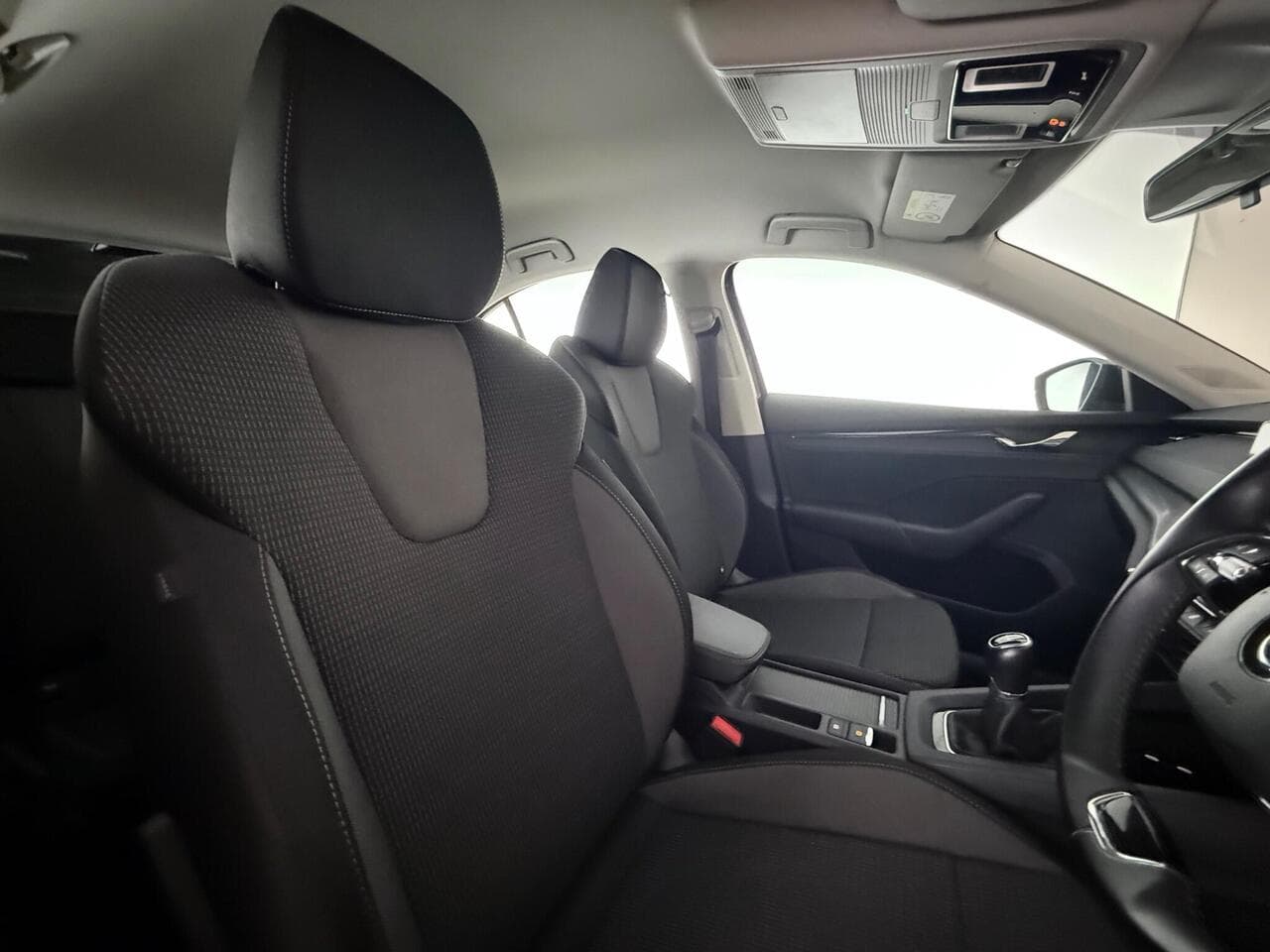 Skoda Octavia thumbnail Seat Driver