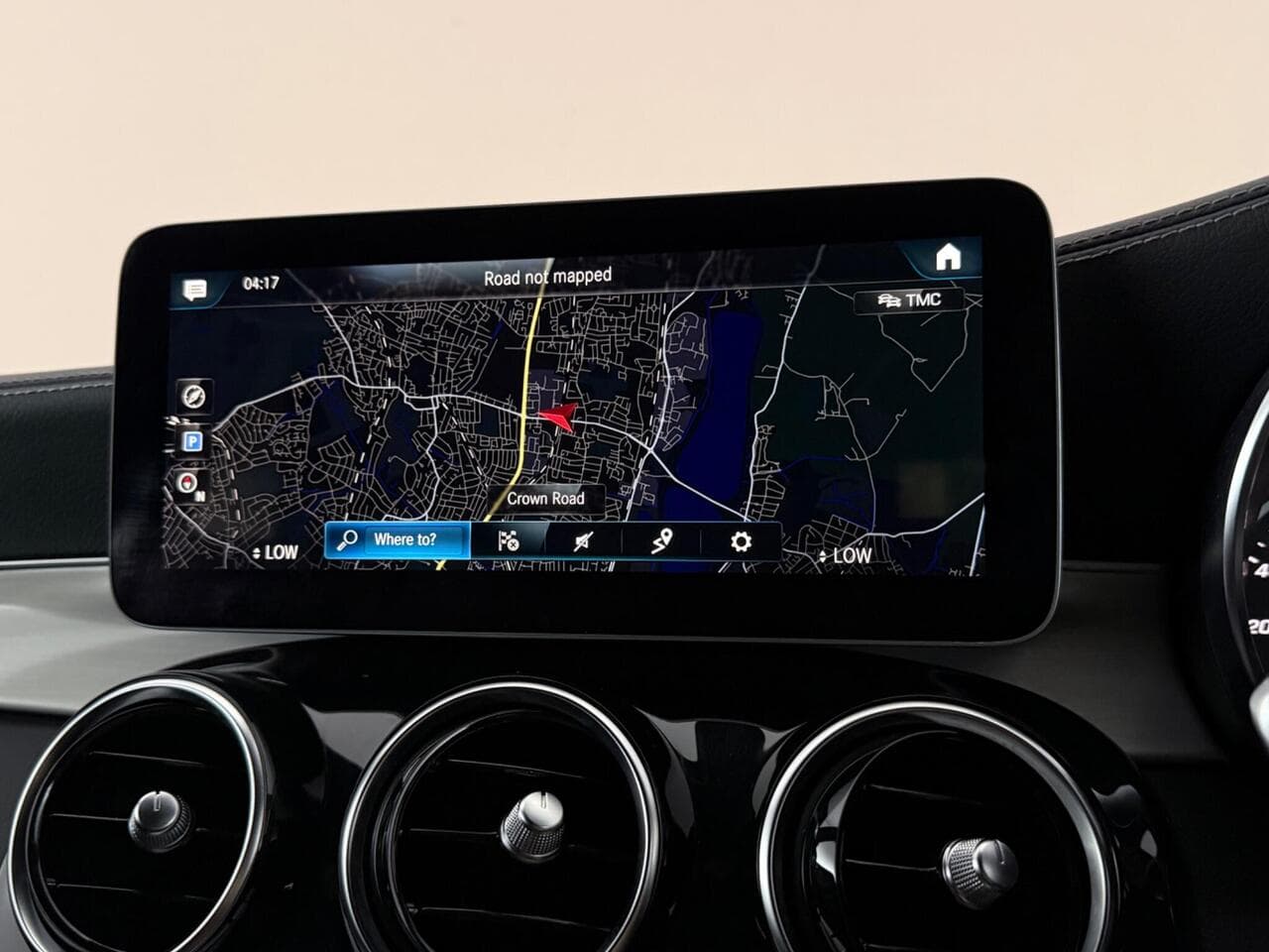 Mercedes-Benz GLC thumbnail Infotainment System