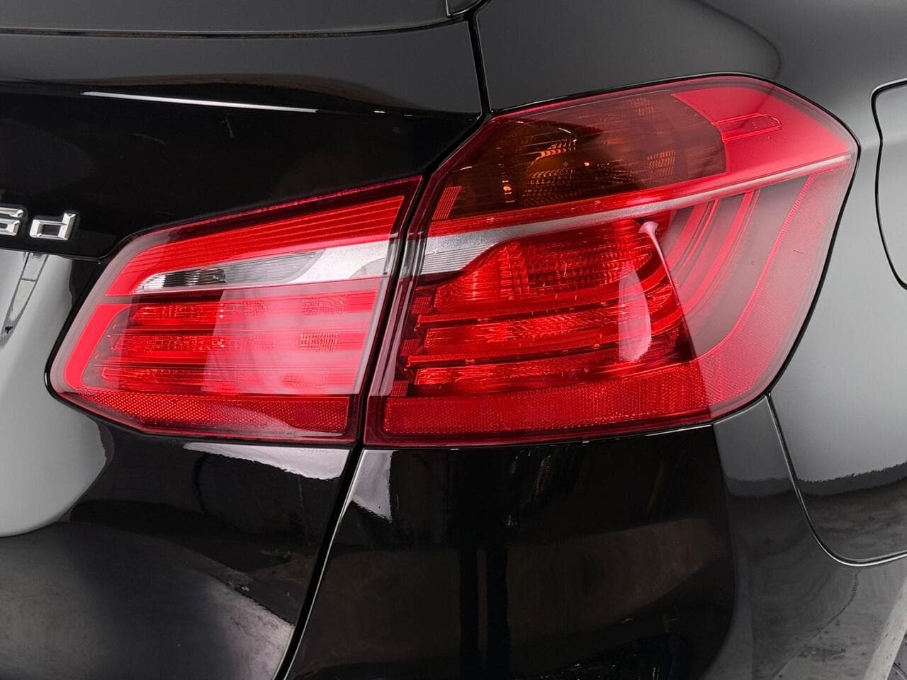 BMW 2 Series Active Tourer thumbnail Lights Rear
