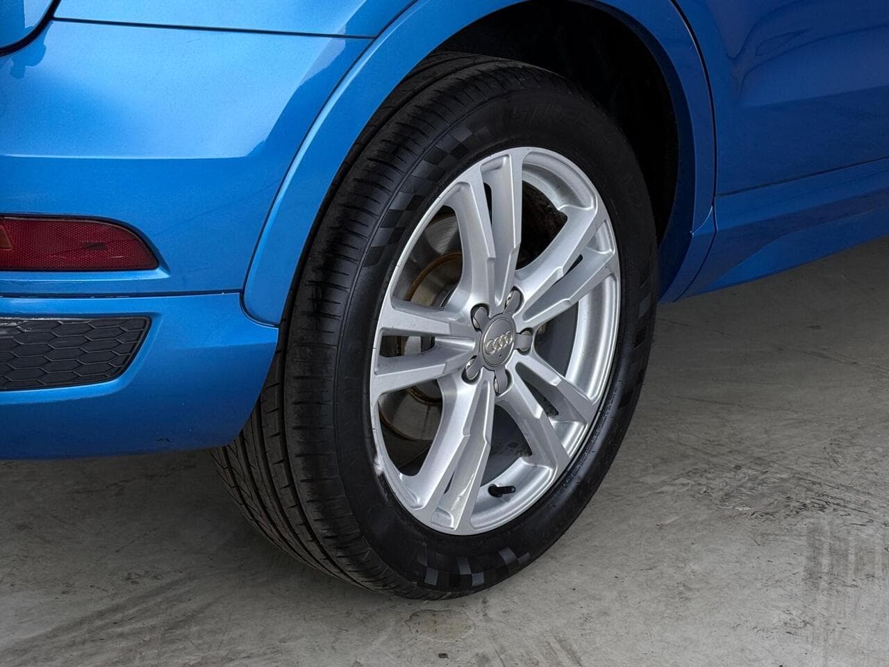 Audi Q3 thumbnail Wheel