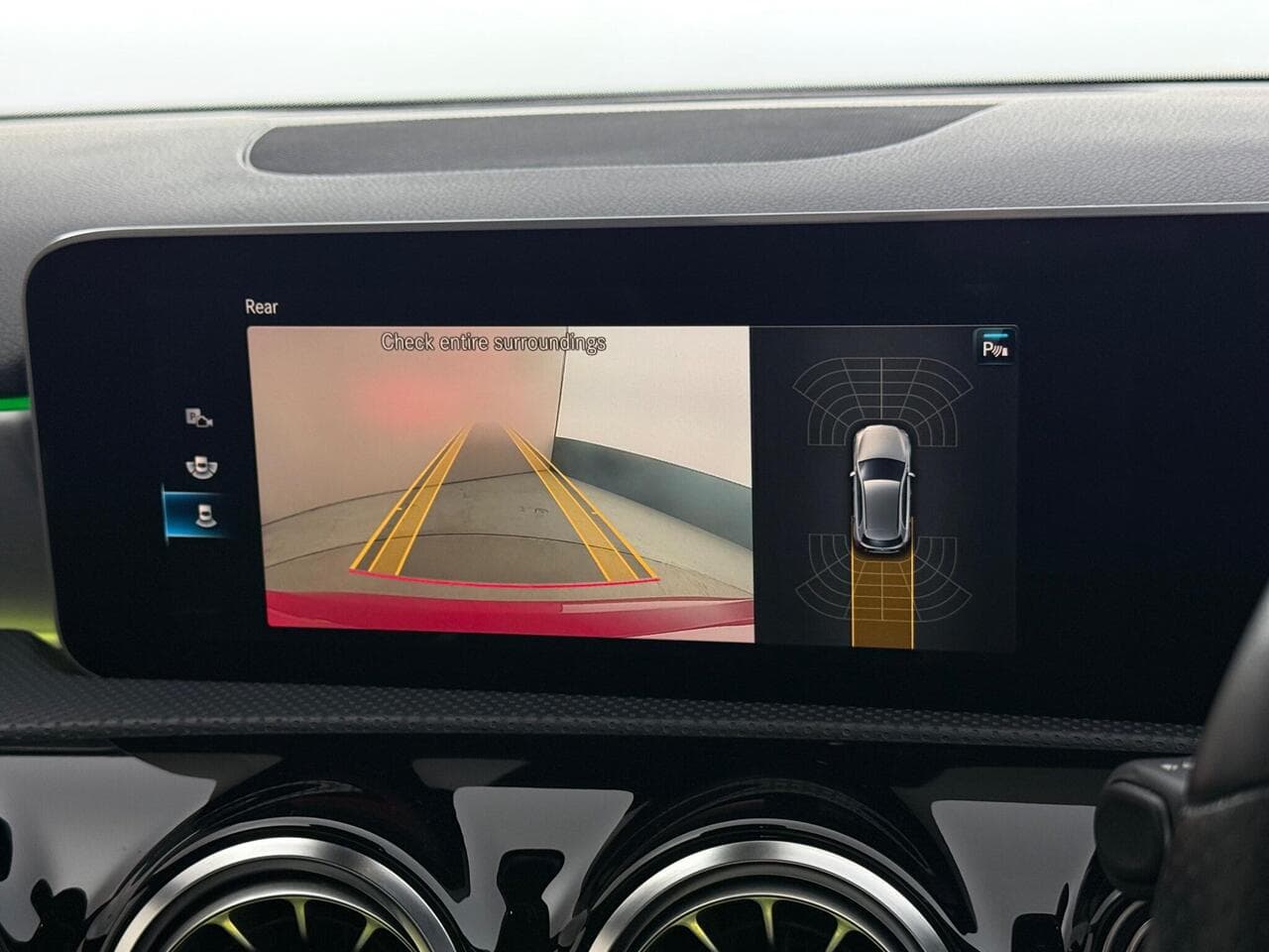 Mercedes-Benz A Class thumbnail Infotainment System