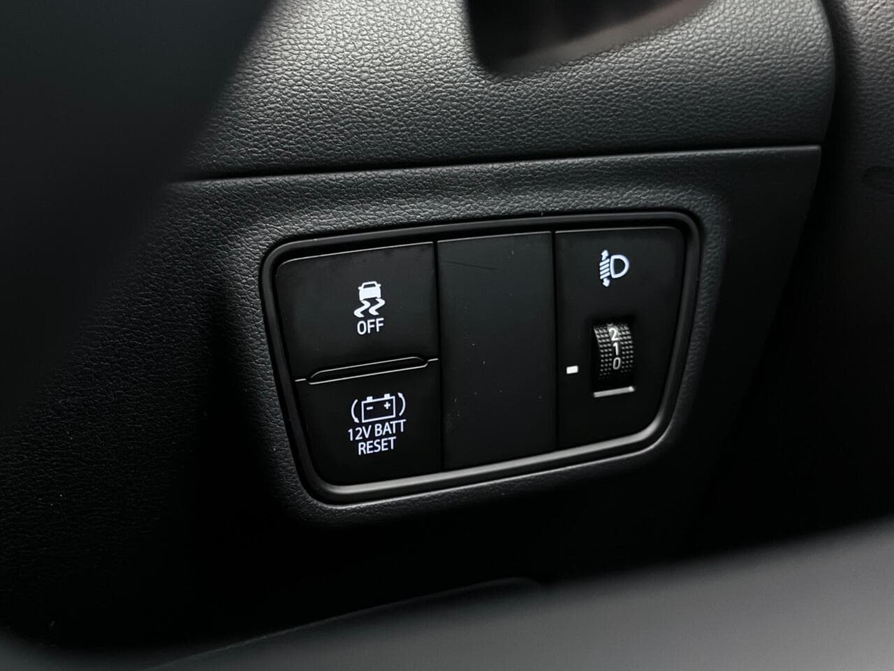 Hyundai TUCSON thumbnail Misc Controls
