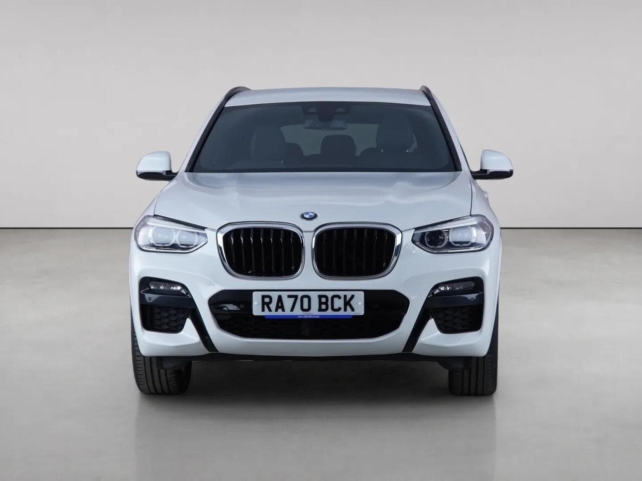BMW X3 thumbnail Front