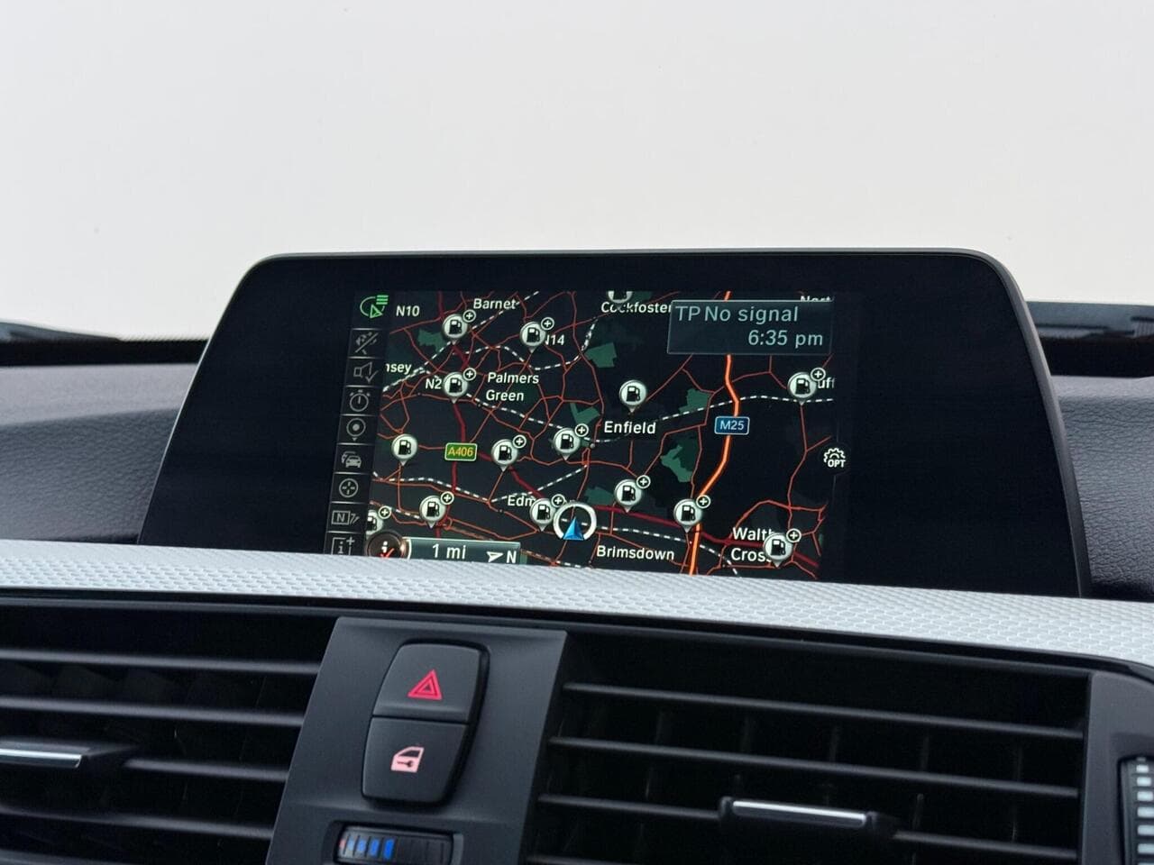 BMW 3 Series Gran Turismo thumbnail Infotainment System