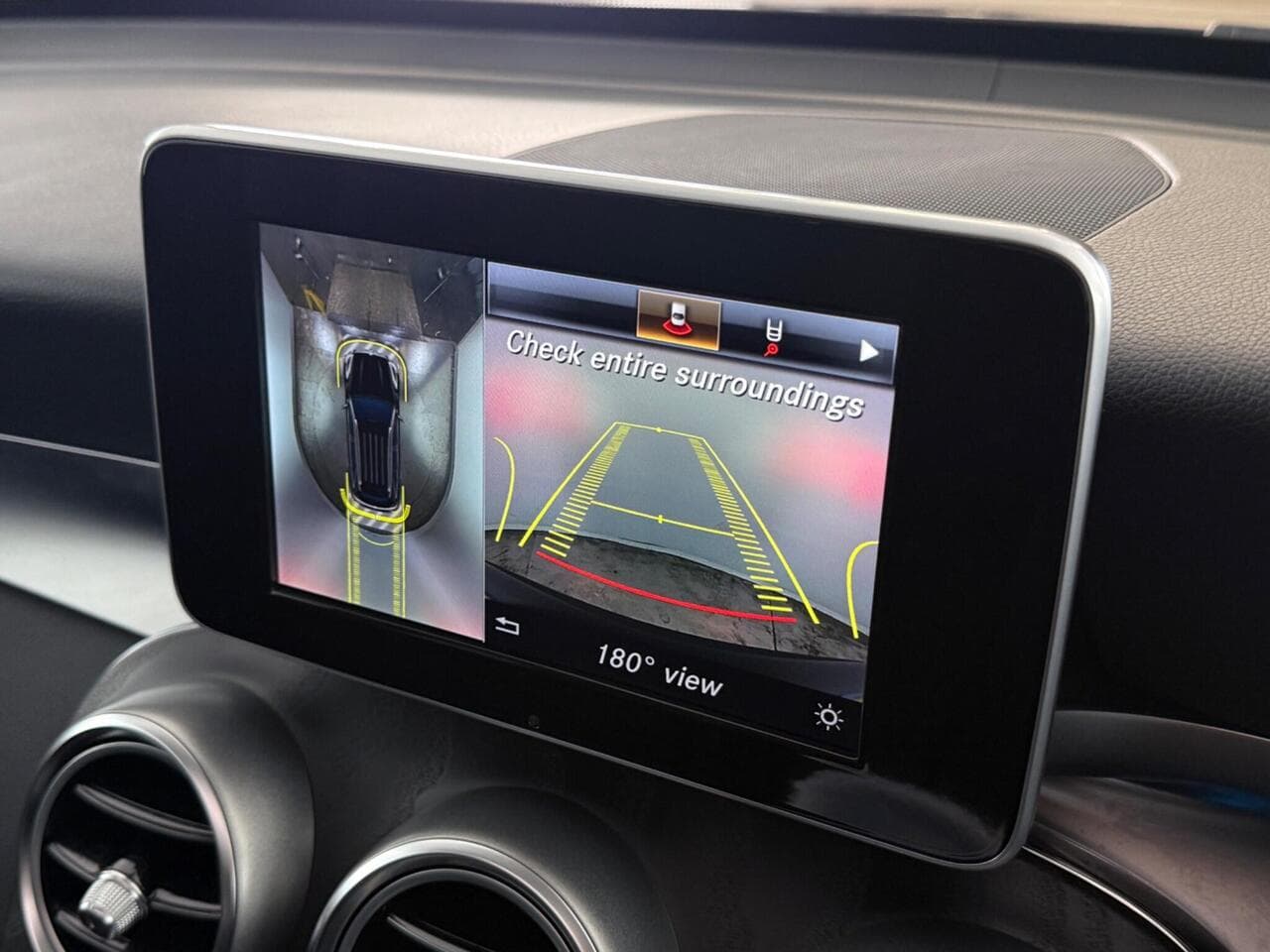Mercedes-Benz GLC thumbnail Infotainment System