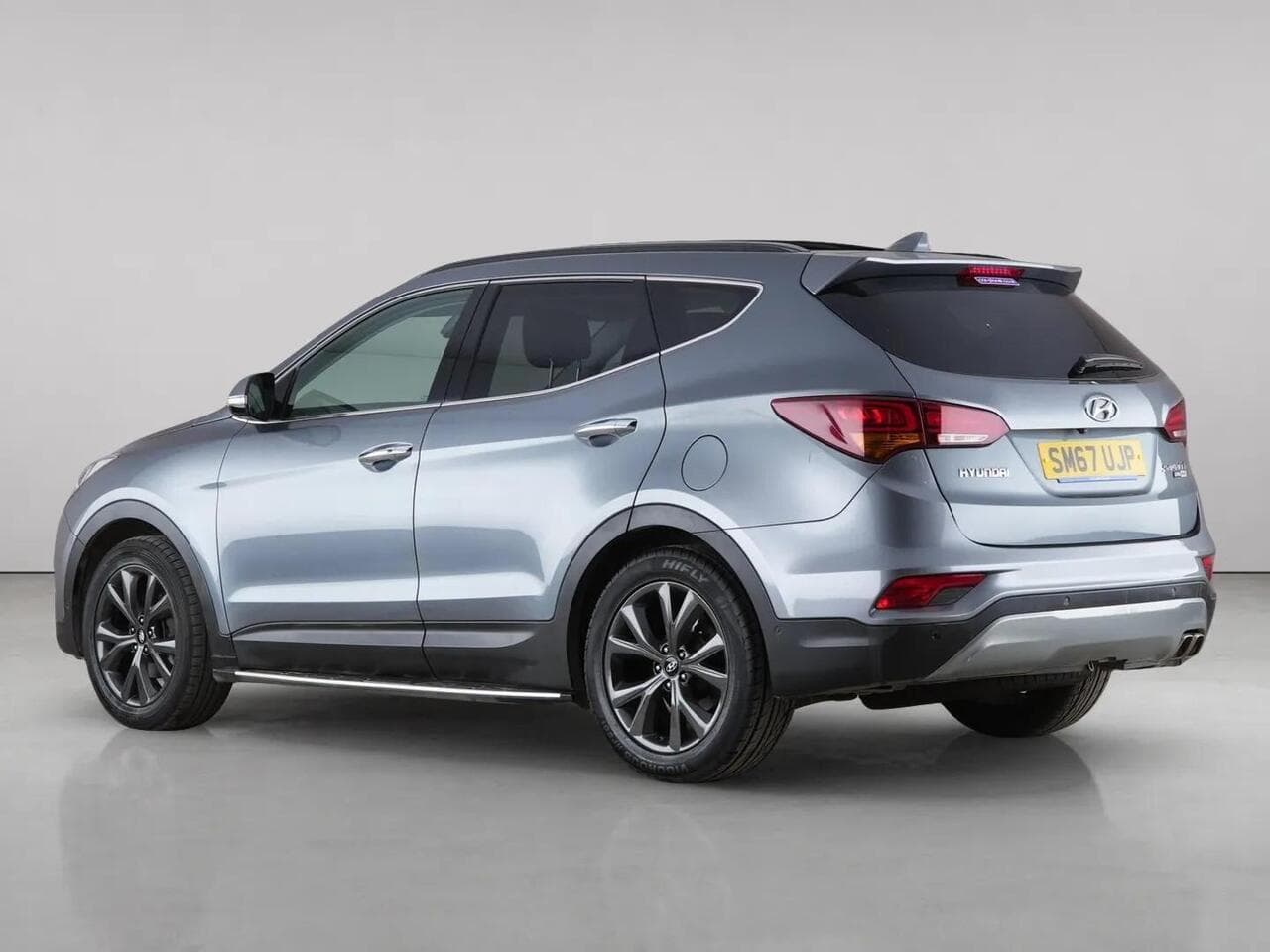 Hyundai Santa Fe thumbnail Rear Left
