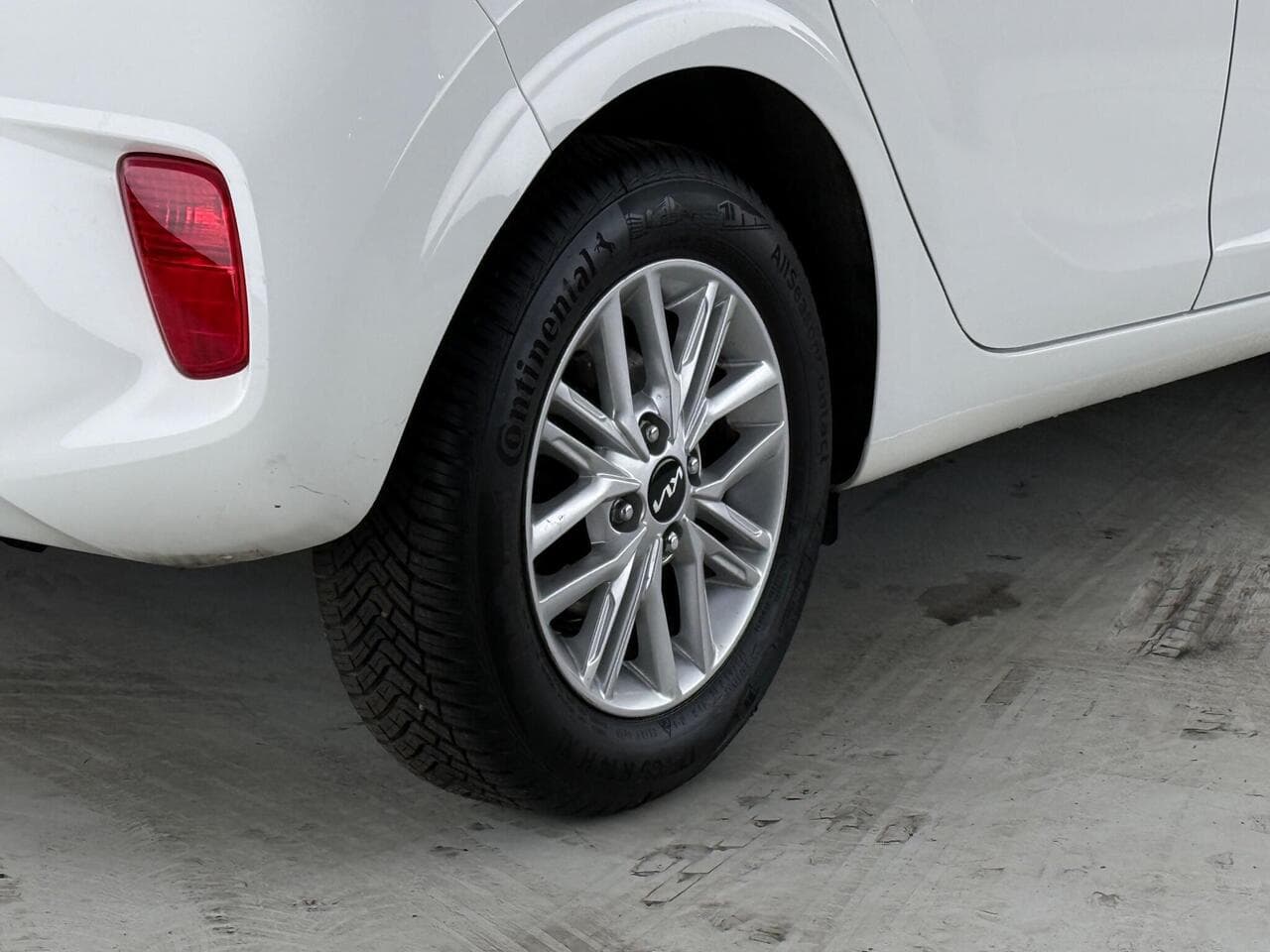 Kia Picanto thumbnail Wheel