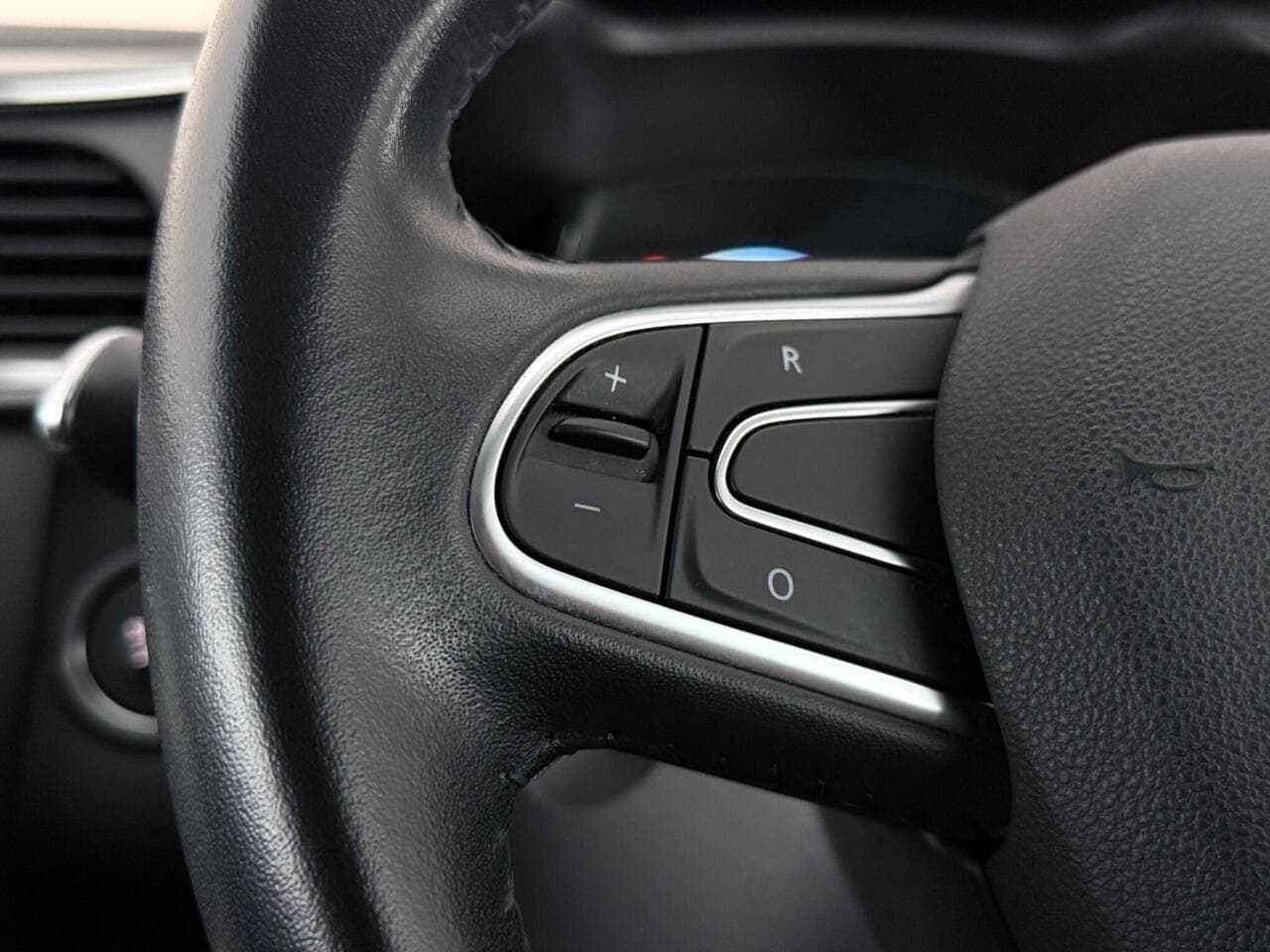 Renault Kadjar thumbnail Misc Controls