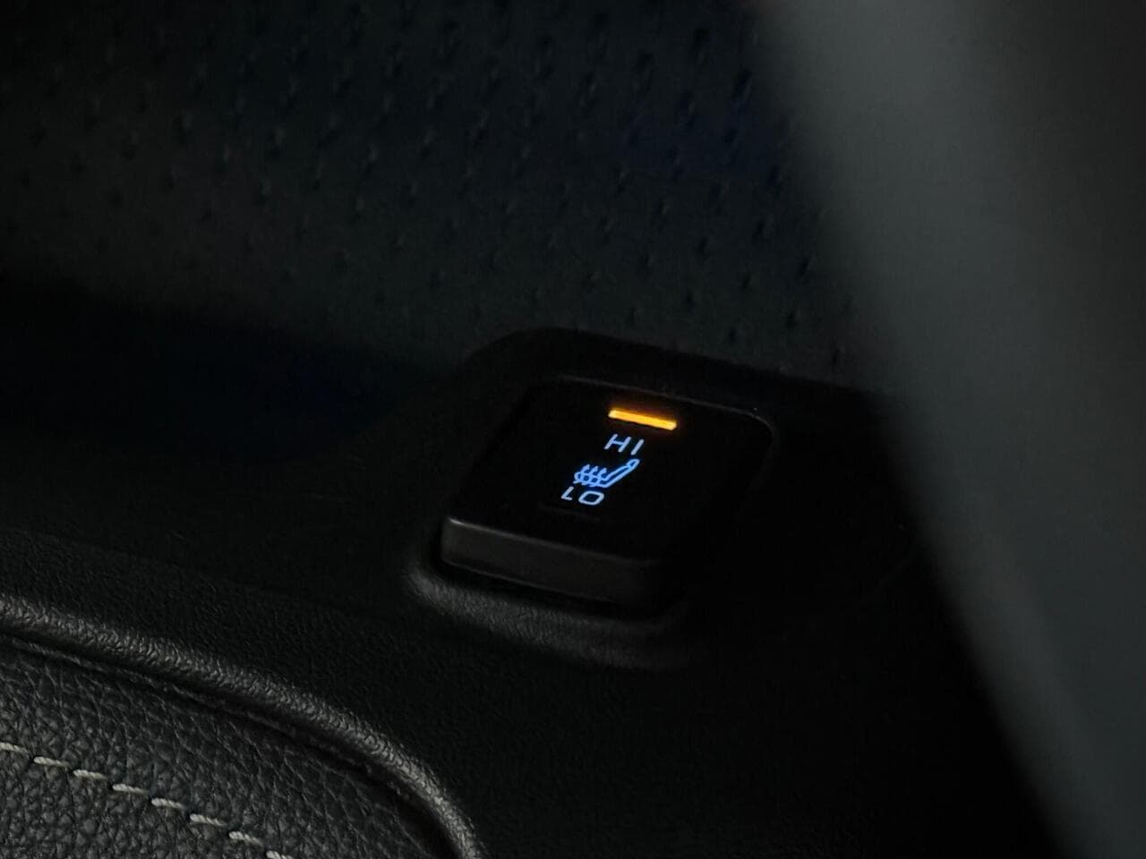 Toyota Corolla thumbnail Misc Controls