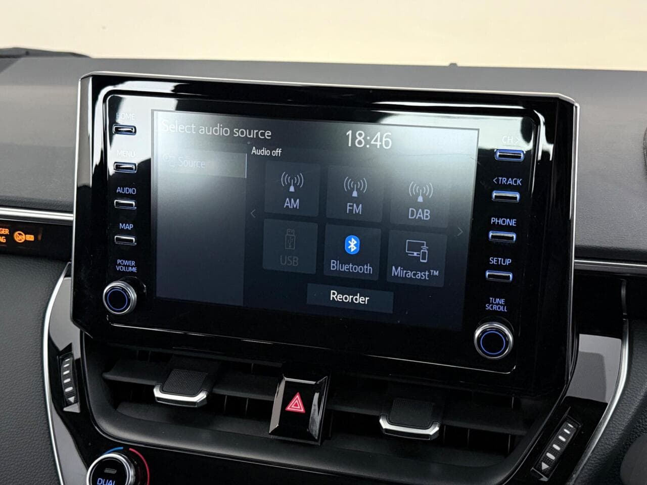 Toyota Corolla thumbnail Infotainment System