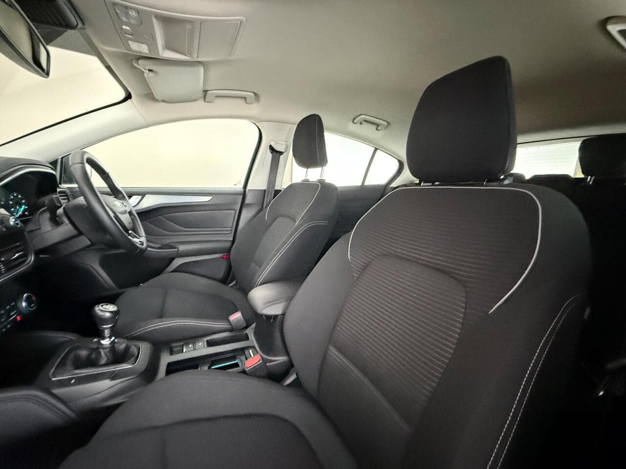 Ford Focus thumbnail Seat Front Passenger