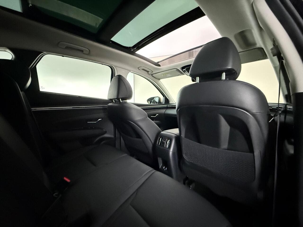 Hyundai TUCSON thumbnail Seats Rear